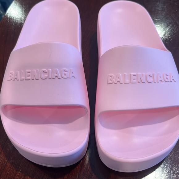 PINK BALENCIAGA SLIDES - Picture 3 of 3